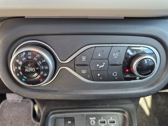 Aperçu de la photo 11 du véhicule RENAULT TWINGO ELECTRIC