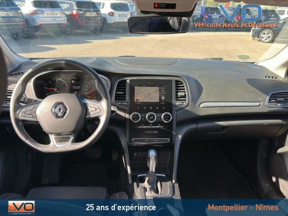 Aperçu de la photo 9 du véhicule RENAULT MEGANE IV BERLINE