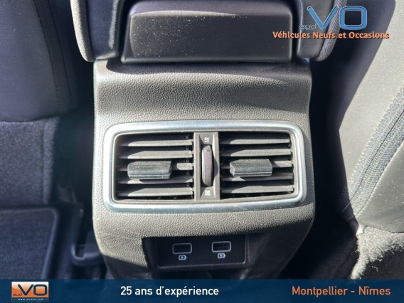 Aperçu de la photo 12 du véhicule RENAULT MEGANE IV BERLINE