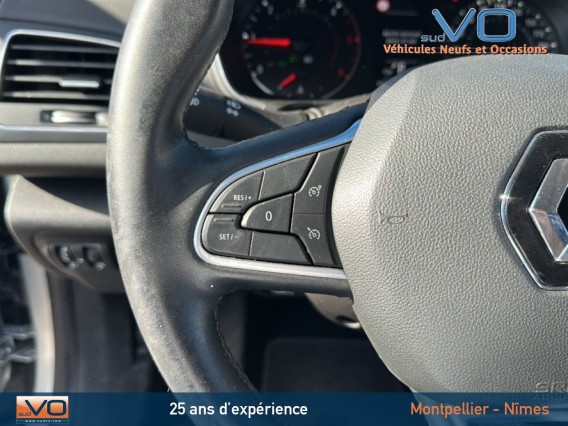 Aperçu de la photo 22 du véhicule RENAULT MEGANE IV BERLINE