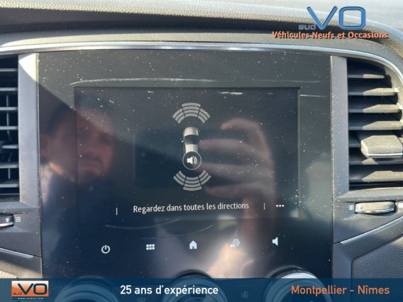 Aperçu de la photo 28 du véhicule RENAULT MEGANE IV BERLINE