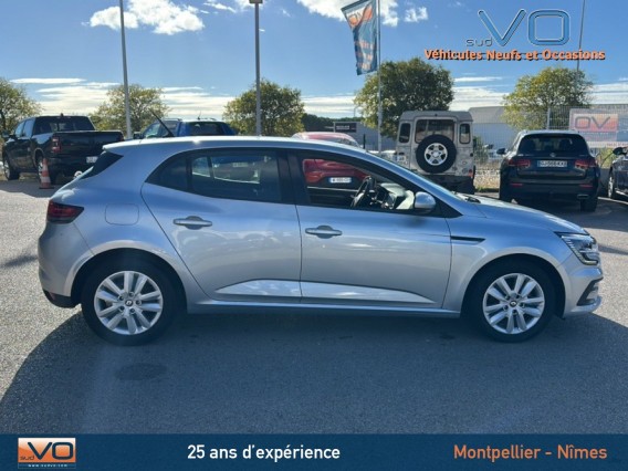 Aperçu de la photo 42 du véhicule RENAULT MEGANE IV BERLINE