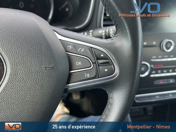 Aperçu de la photo 14 du véhicule RENAULT MEGANE IV BERLINE BUSINESS