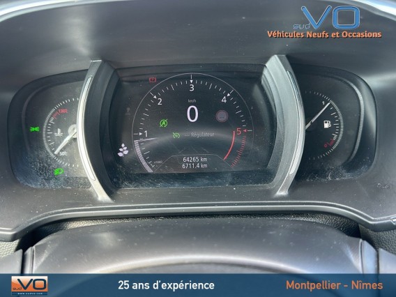 Aperçu de la photo 15 du véhicule RENAULT MEGANE IV BERLINE BUSINESS