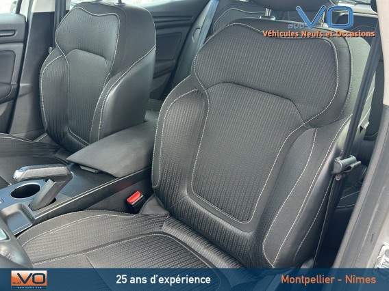 Aperçu de la photo 16 du véhicule RENAULT MEGANE IV BERLINE BUSINESS