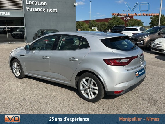 Aperçu de la photo 28 du véhicule RENAULT MEGANE IV BERLINE BUSINESS