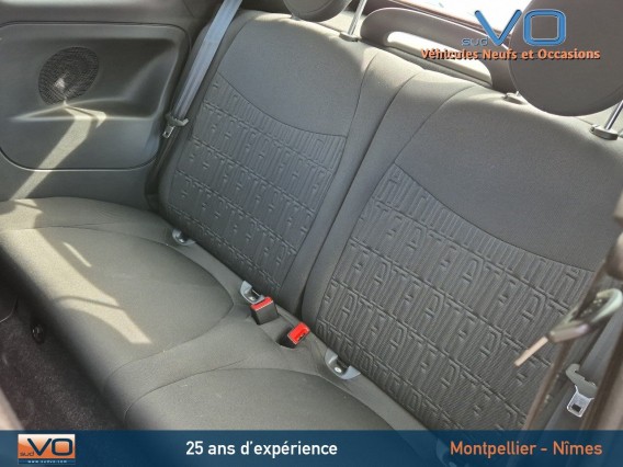 Aperçu de la photo 17 du véhicule FIAT 500C