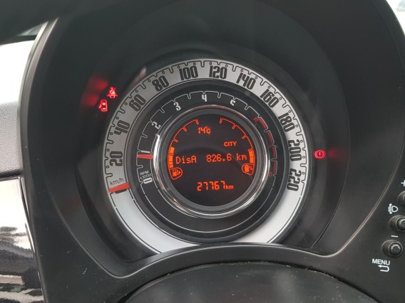 Aperçu de la photo 16 du véhicule FIAT 500