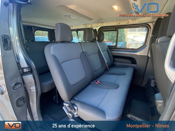 Aperçu de la photo 18 du véhicule RENAULT TRAFIC COMBI