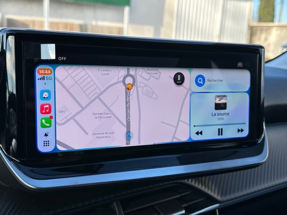 Aperçu de la photo 18 du véhicule PEUGEOT 208