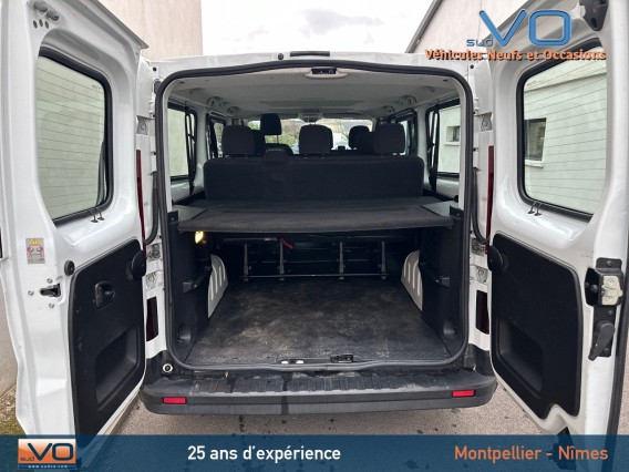 Aperçu de la photo 31 du véhicule RENAULT TRAFIC COMBI