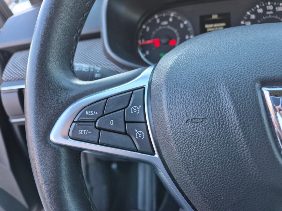 Aperçu de la photo 17 du véhicule DACIA SANDERO