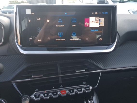 Aperçu de la photo 19 du véhicule PEUGEOT 208