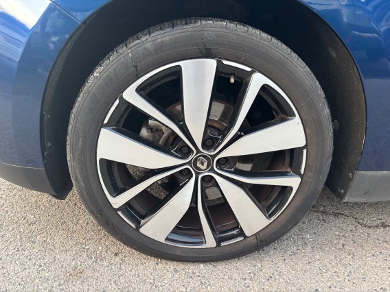 Aperçu de la photo 23 du véhicule RENAULT SCENIC IV