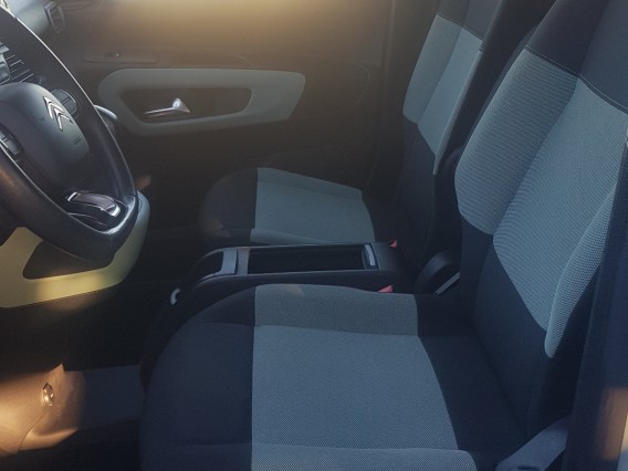 Aperçu de la photo 5 du véhicule CITROEN BERLINGO