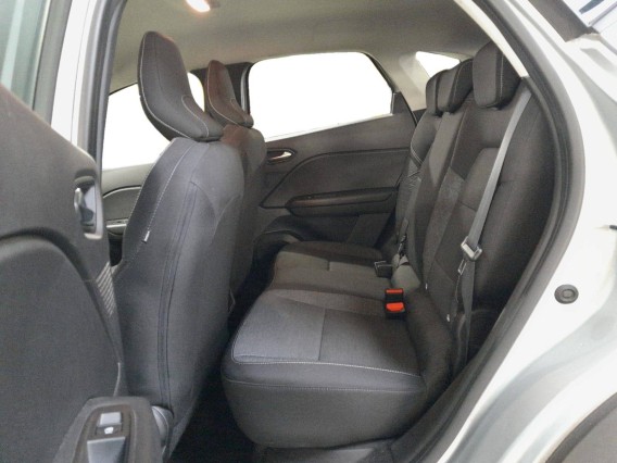 Aperçu de la photo 12 du véhicule RENAULT CAPTUR