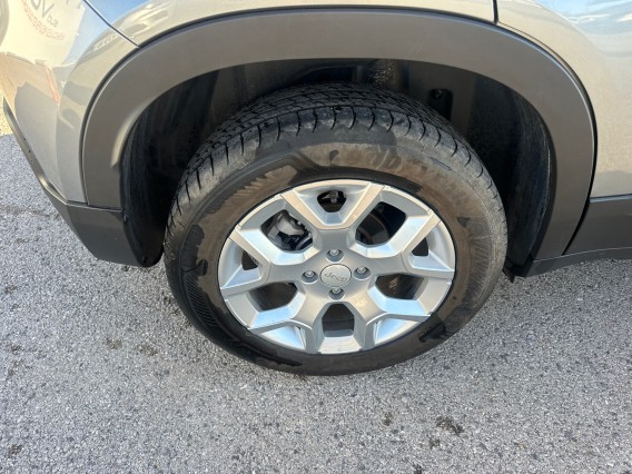 Aperçu de la photo 9 du véhicule JEEP AVENGER