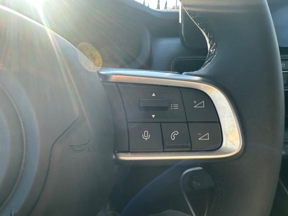 Aperçu de la photo 18 du véhicule JEEP AVENGER