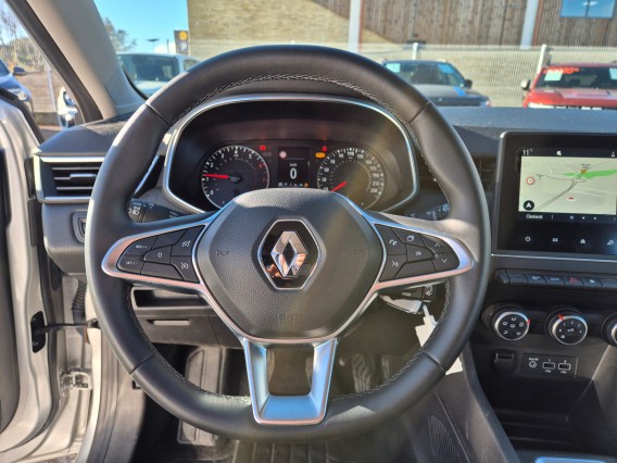 Aperçu de la photo 21 du véhicule RENAULT CLIO V