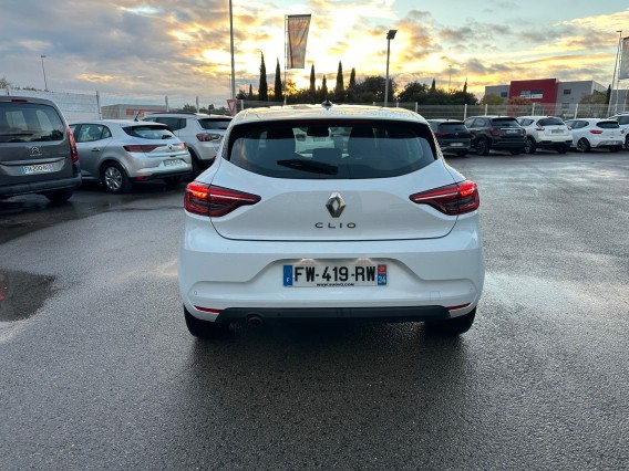 Aperçu de la photo 6 du véhicule RENAULT CLIO V