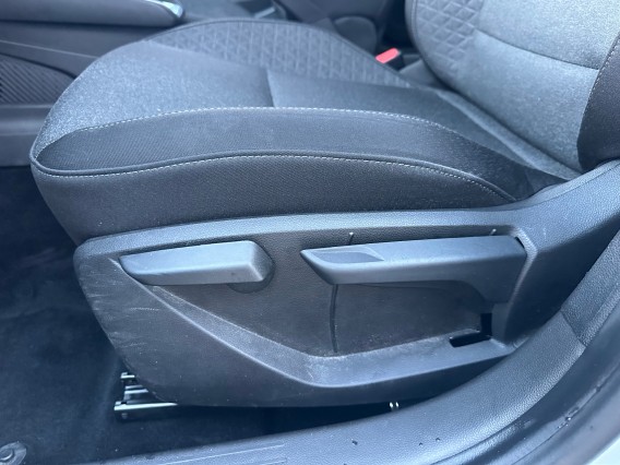 Aperçu de la photo 20 du véhicule RENAULT CLIO V