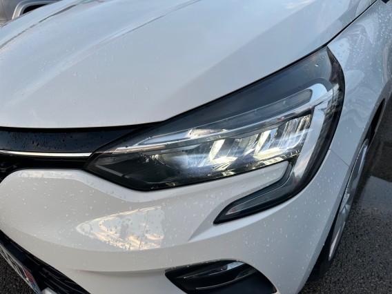 Aperçu de la photo 32 du véhicule RENAULT CLIO V