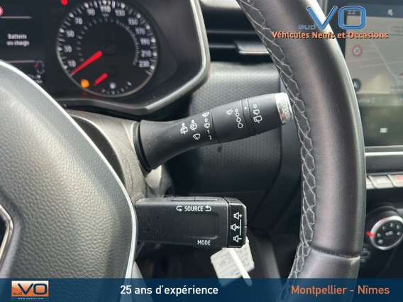 Aperçu de la photo 24 du véhicule RENAULT CLIO V