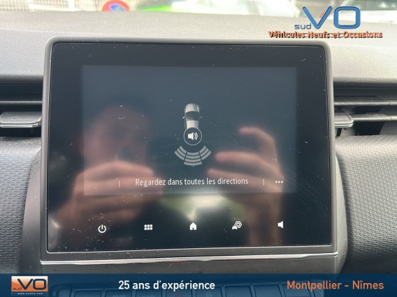 Aperçu de la photo 26 du véhicule RENAULT CLIO V