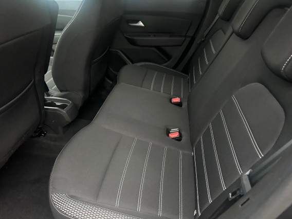 Aperçu de la photo 12 du véhicule DACIA DUSTER