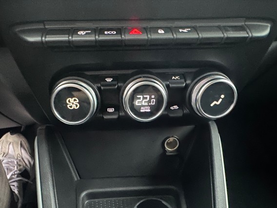 Aperçu de la photo 18 du véhicule DACIA DUSTER