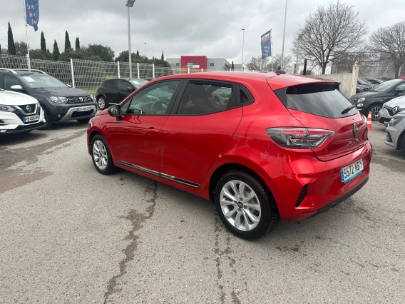 Aperçu de la photo 6 du véhicule RENAULT CLIO V