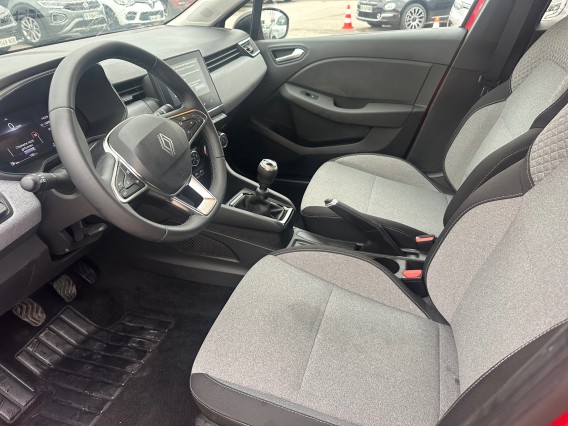 Aperçu de la photo 10 du véhicule RENAULT CLIO V