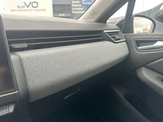 Aperçu de la photo 22 du véhicule RENAULT CLIO V