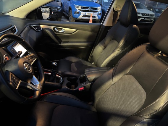 Aperçu de la photo 15 du véhicule NISSAN QASHQAI