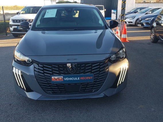 Aperçu de la photo 4 du véhicule PEUGEOT 208