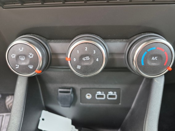 Aperçu de la photo 13 du véhicule RENAULT CLIO V