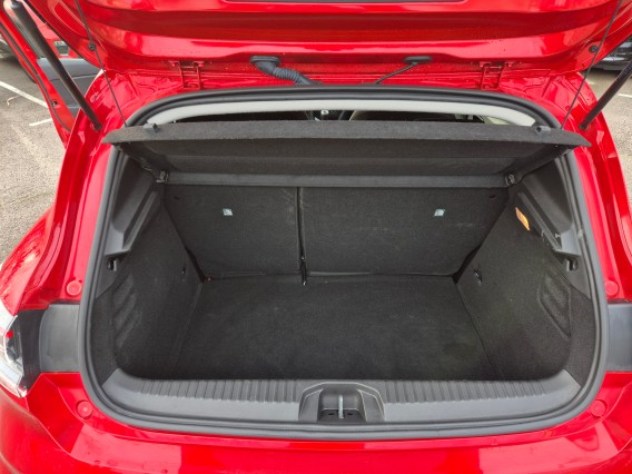 Aperçu de la photo 24 du véhicule RENAULT CLIO V