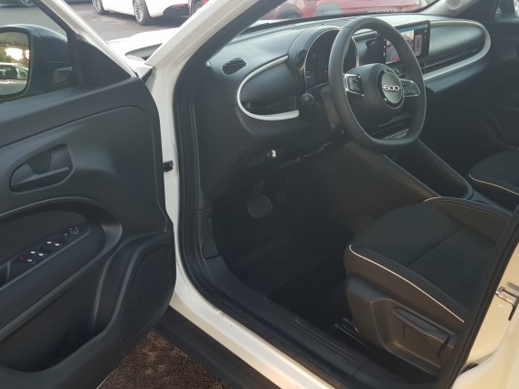 Aperçu de la photo 4 du véhicule FIAT 600