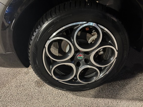 Aperçu de la photo 17 du véhicule ALFA ROMEO TONALE