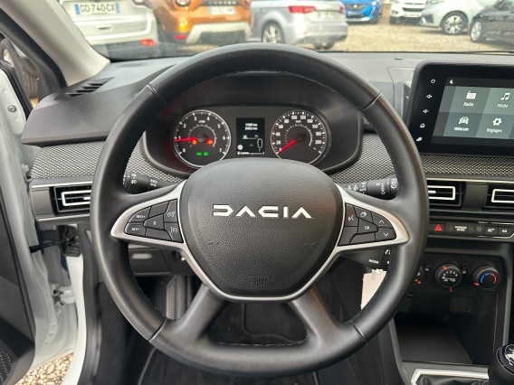 Aperçu de la photo 11 du véhicule DACIA SANDERO