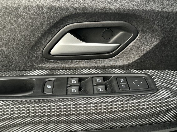 Aperçu de la photo 19 du véhicule DACIA SANDERO