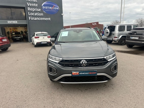 Aperçu de la photo 3 du véhicule VOLKSWAGEN T-ROC