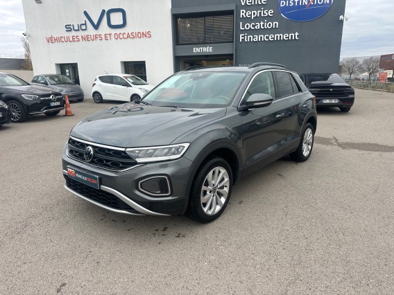 Aperçu de la photo 4 du véhicule VOLKSWAGEN T-ROC