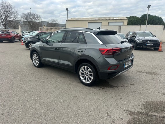 Aperçu de la photo 6 du véhicule VOLKSWAGEN T-ROC