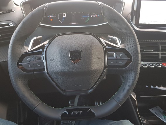 Aperçu de la photo 5 du véhicule PEUGEOT 208