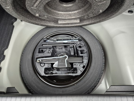 Aperçu de la photo 25 du véhicule PEUGEOT 208