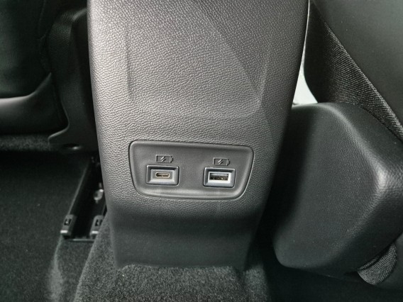 Aperçu de la photo 30 du véhicule PEUGEOT 208