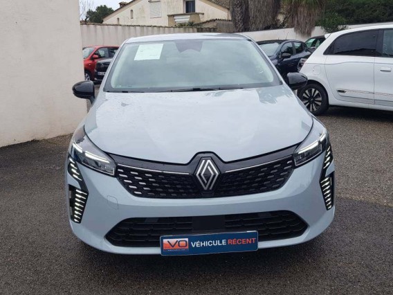 Aperçu de la photo 3 du véhicule RENAULT CLIO V