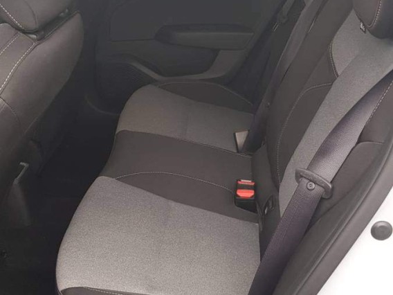 Aperçu de la photo 16 du véhicule RENAULT CLIO V