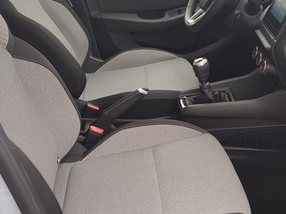 Aperçu de la photo 12 du véhicule RENAULT CLIO V